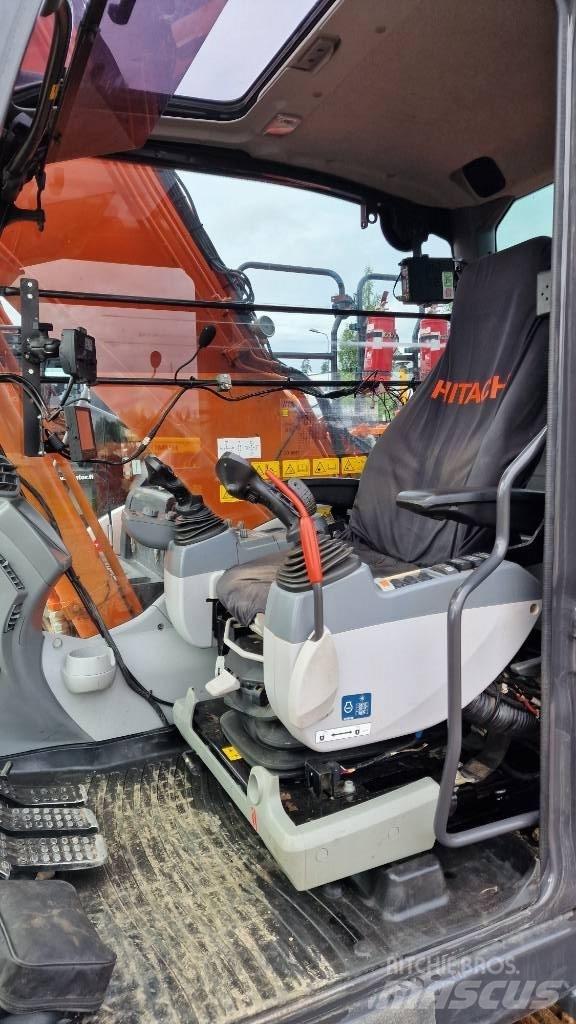 Hitachi ZX250LC-6 Telakaivukoneet