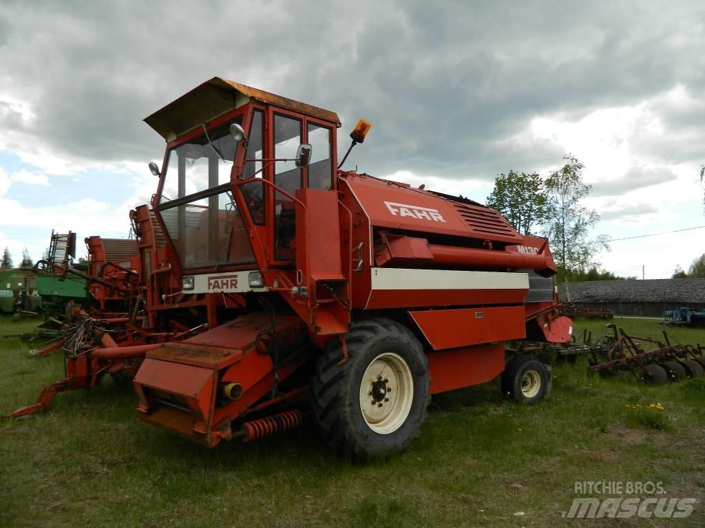 Deutz-Fahr 1302 Leikkuupuimurit
