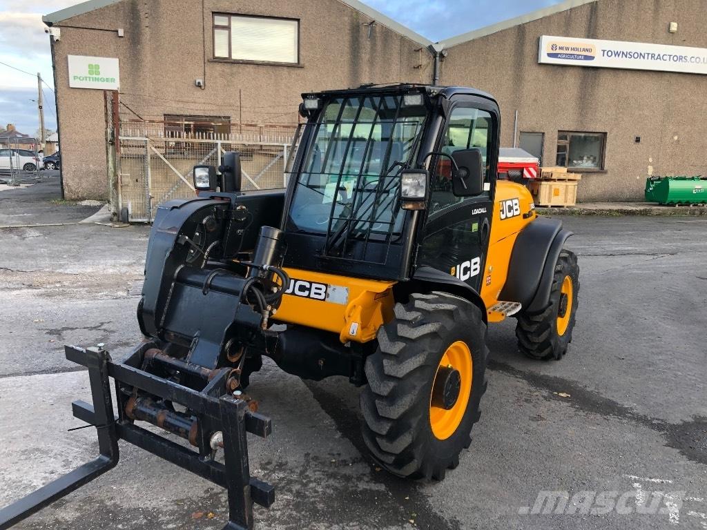 JCB 527-55 Maatalouskurottajat