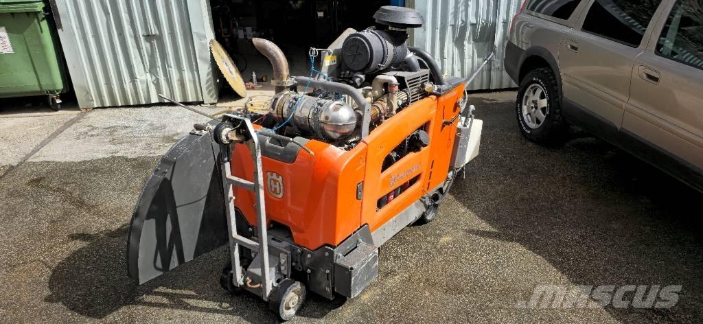 Husqvarna fs7000 Ketjukaivurit