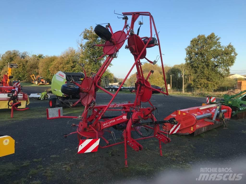 Lely LOTUS 770 Pöyhimet ja haravat
