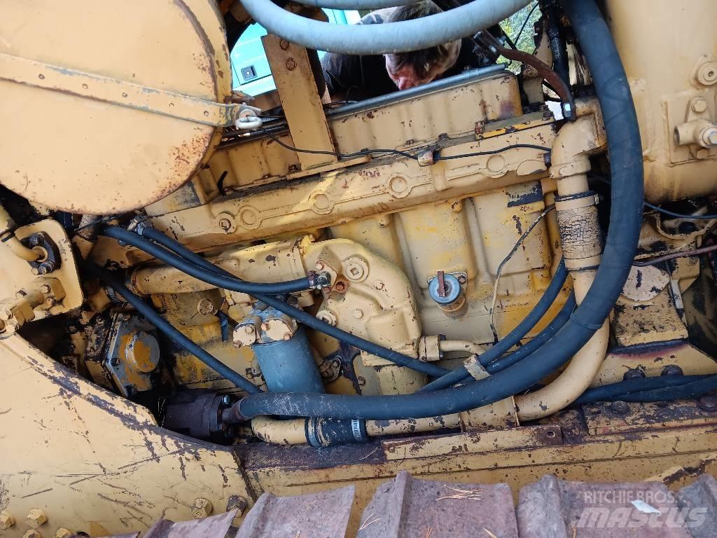 CAT D 5 B LGP Telaketjupuskutraktorit