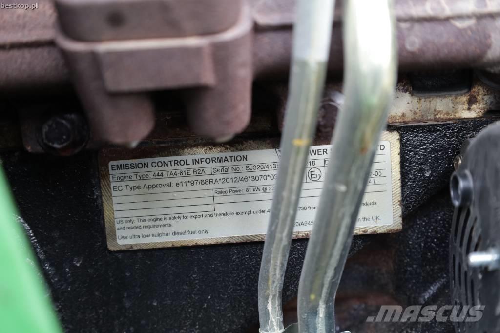 JCB 4 CX Kaivurikuormaajat