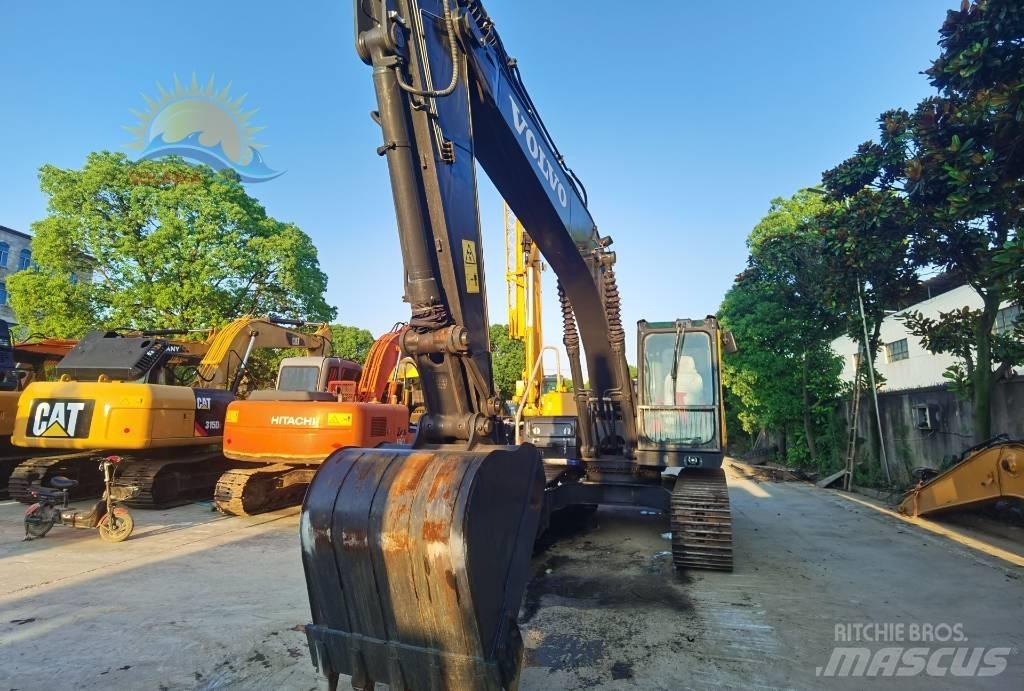 Volvo EC 220 D Telakaivukoneet