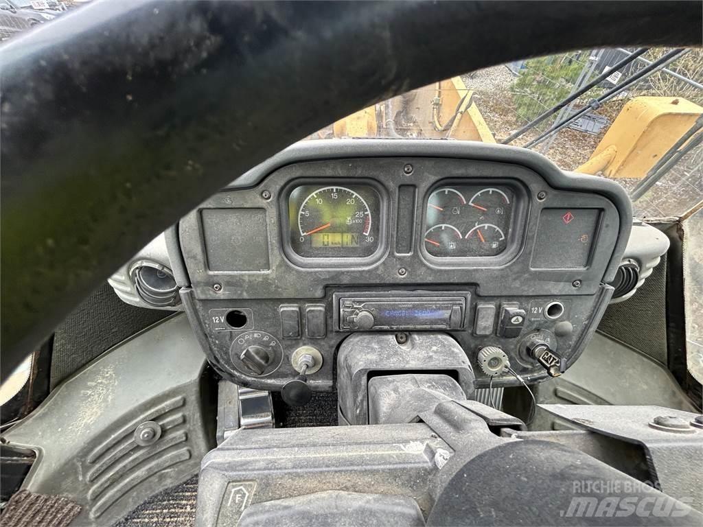 CAT 962H Pyöräkuormaajat