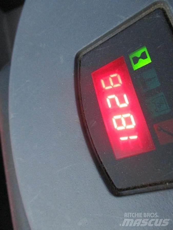 BT OME 100N Korkeakeräilytrukit
