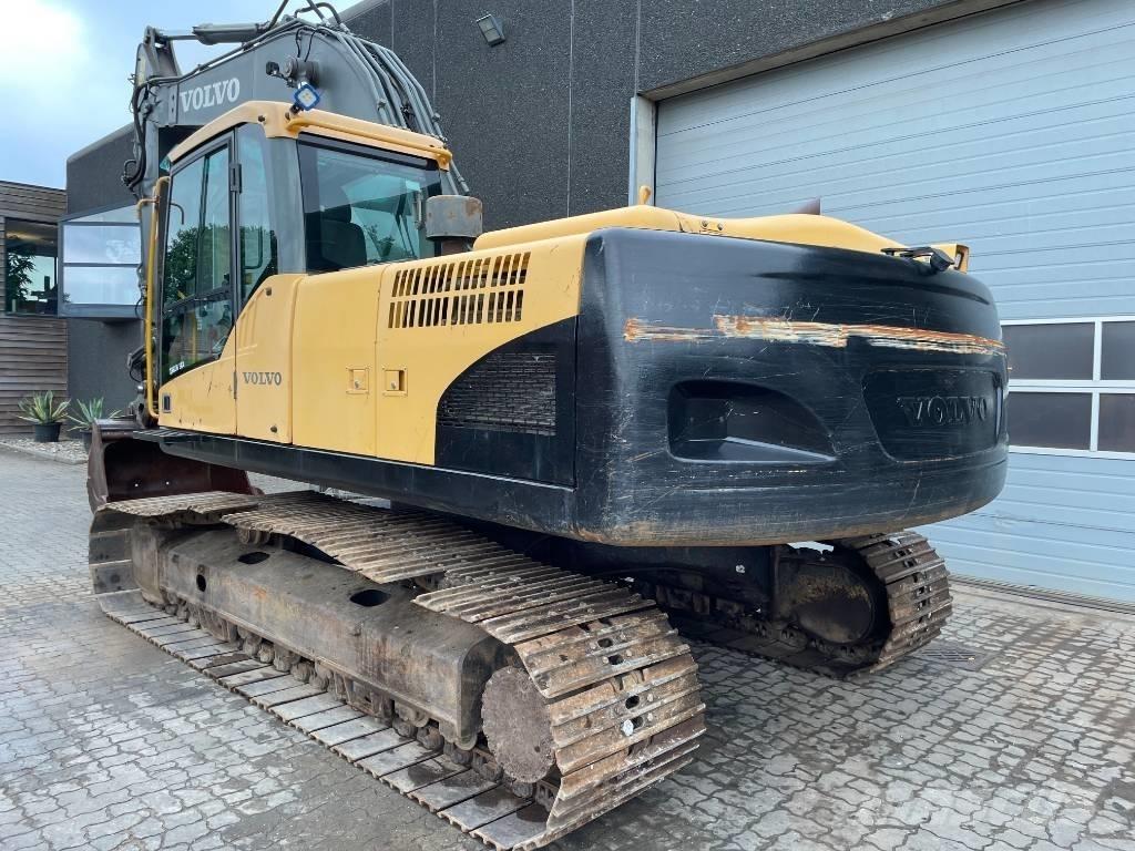 Volvo EC240C Telakaivukoneet