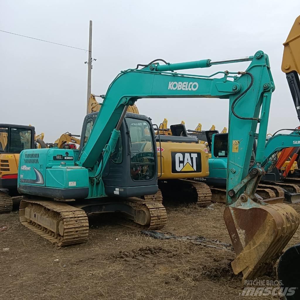 Kobelco SK75-8 Midikaivukoneet 7t - 12t