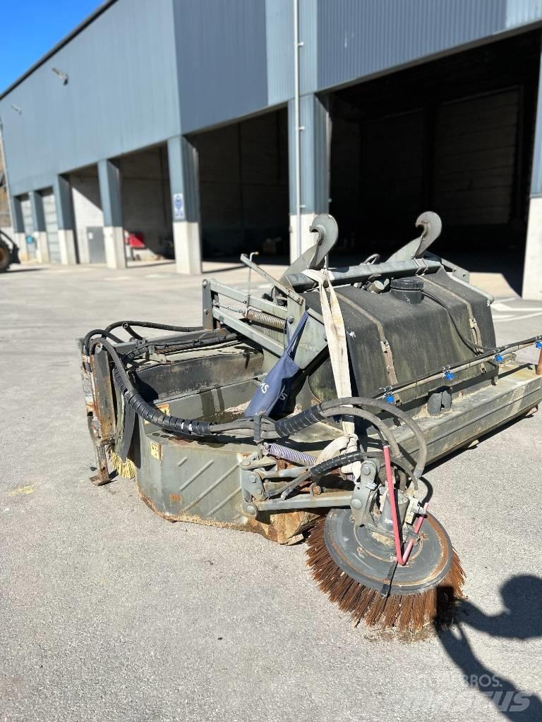 Holms Sweeper PH300 Harjat / harjakauhat