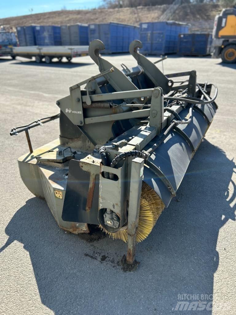 Holms Sweeper PH300 Harjat / harjakauhat