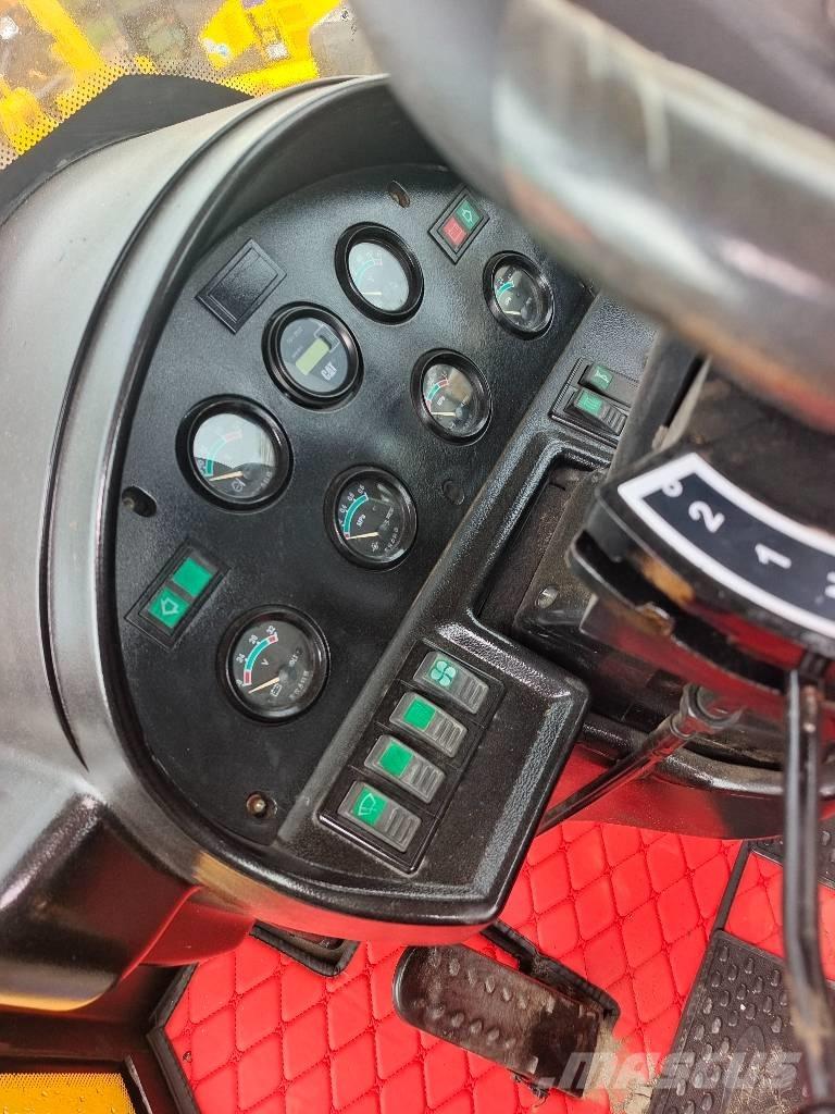 CAT 966 H Telakaivukoneet