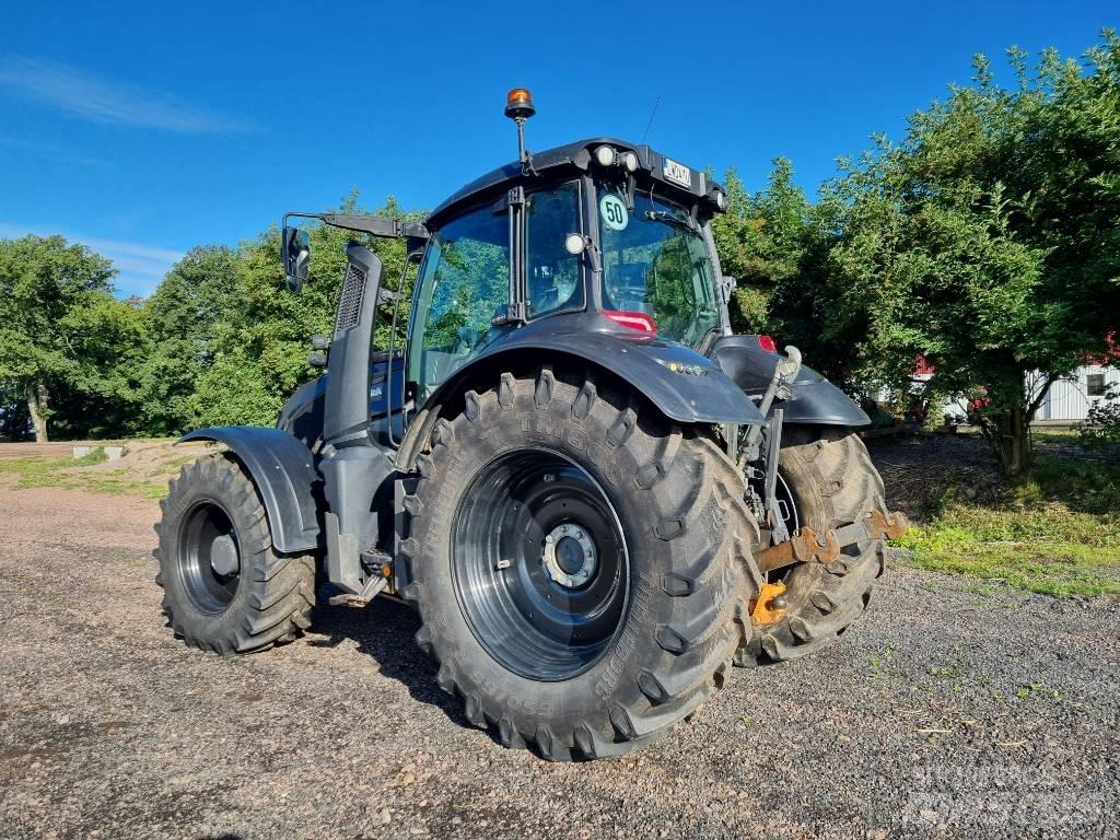 Valtra T175D Traktorit