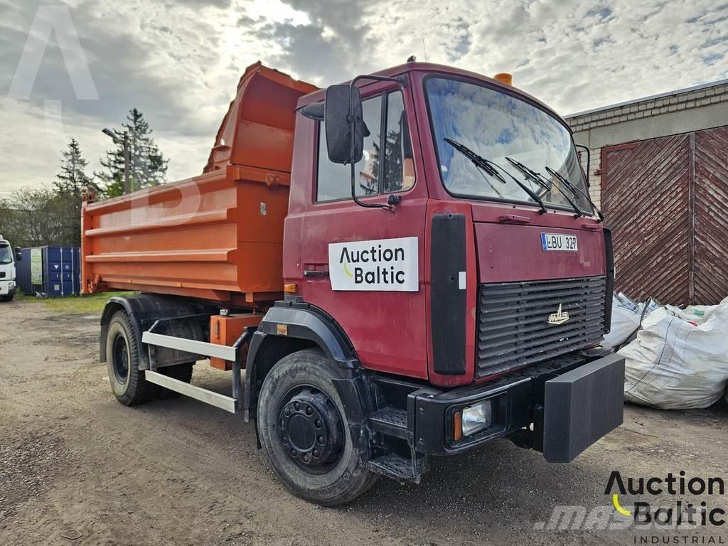 MAZ 555131 Sora- ja kippiautot