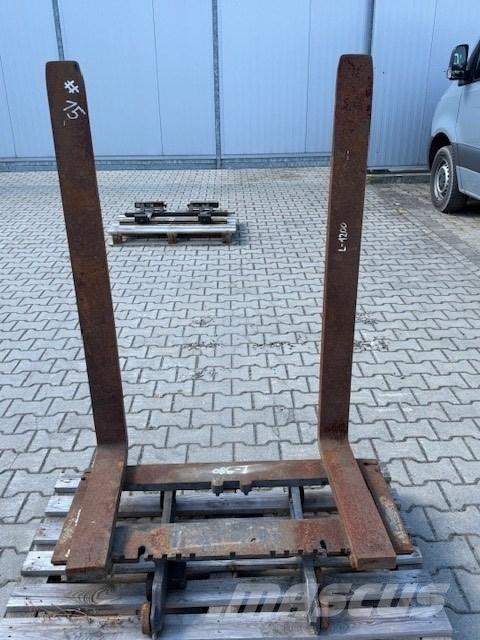 Volvo USED FORKS Trukkihaarukat
