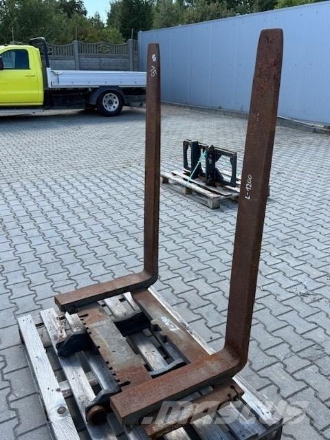 Volvo USED FORKS Trukkihaarukat