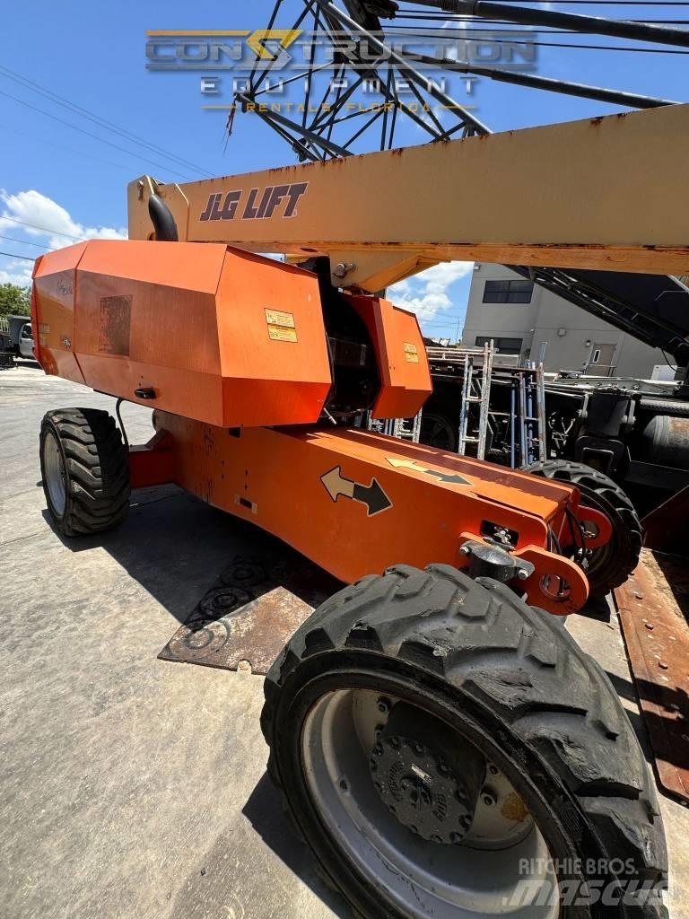 JLG 800 S Teleskooppipuominostimet