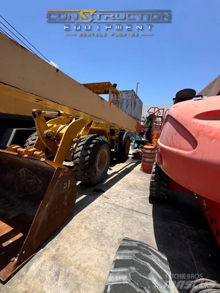 JLG 800 S Teleskooppipuominostimet