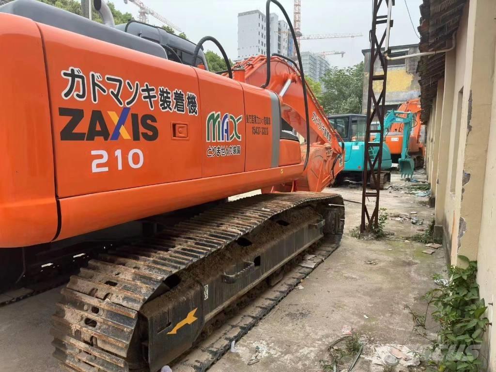 Hitachi ZX 210 Telakaivukoneet