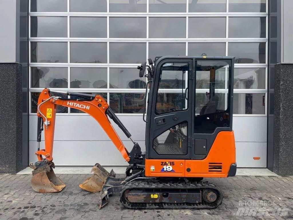 Hitachi ZX19-6 Minikaivukoneet < 7t