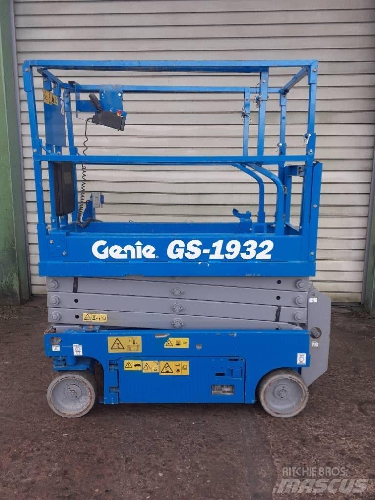 Genie GS 1932 Saksilavat