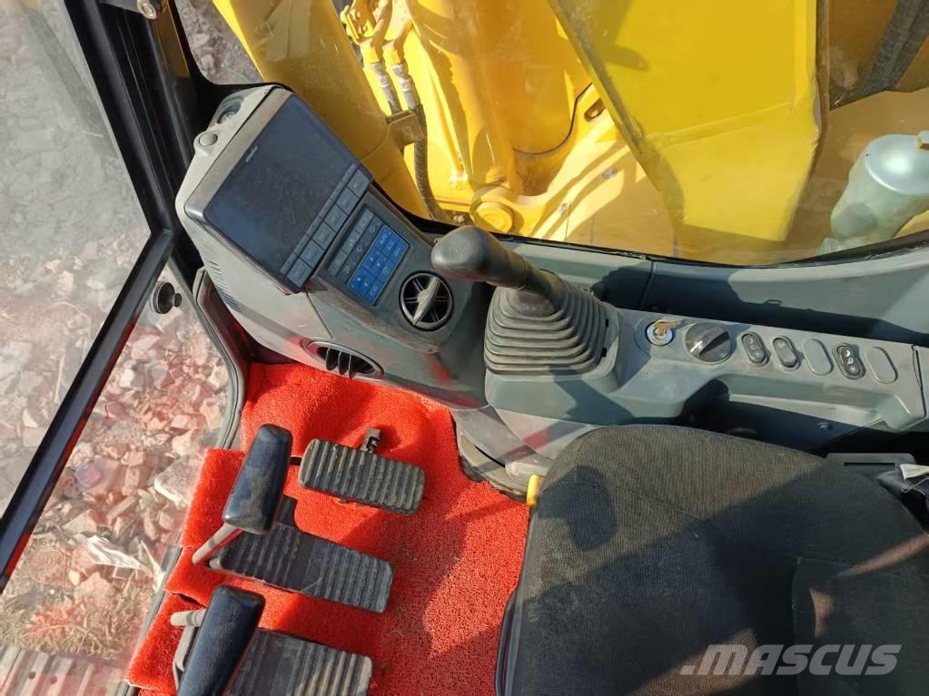 Komatsu PC 138 Telakaivukoneet