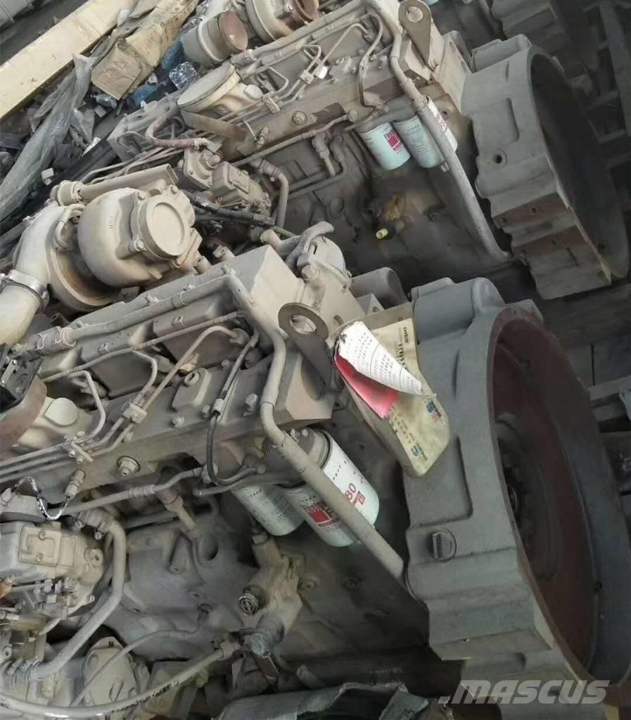 Cummins C220-20 Moottorit