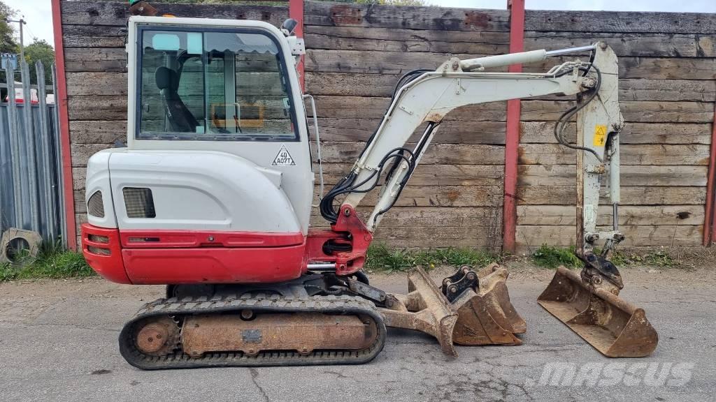 Takeuchi TB 230 Minikaivukoneet < 7t