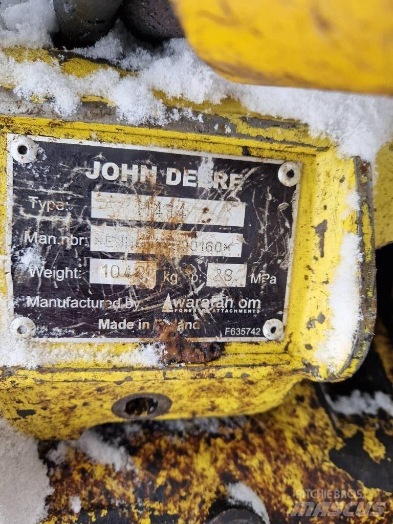 John Deere 1270E Harvesterit
