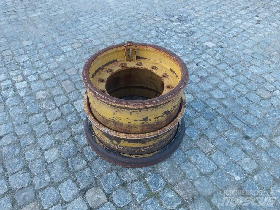 Volvo A 25 Renkaat ja vanteet