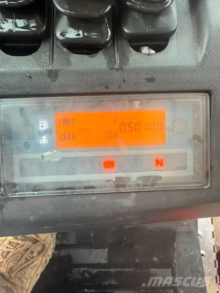 Manitou MI 30 D Dieseltrukit