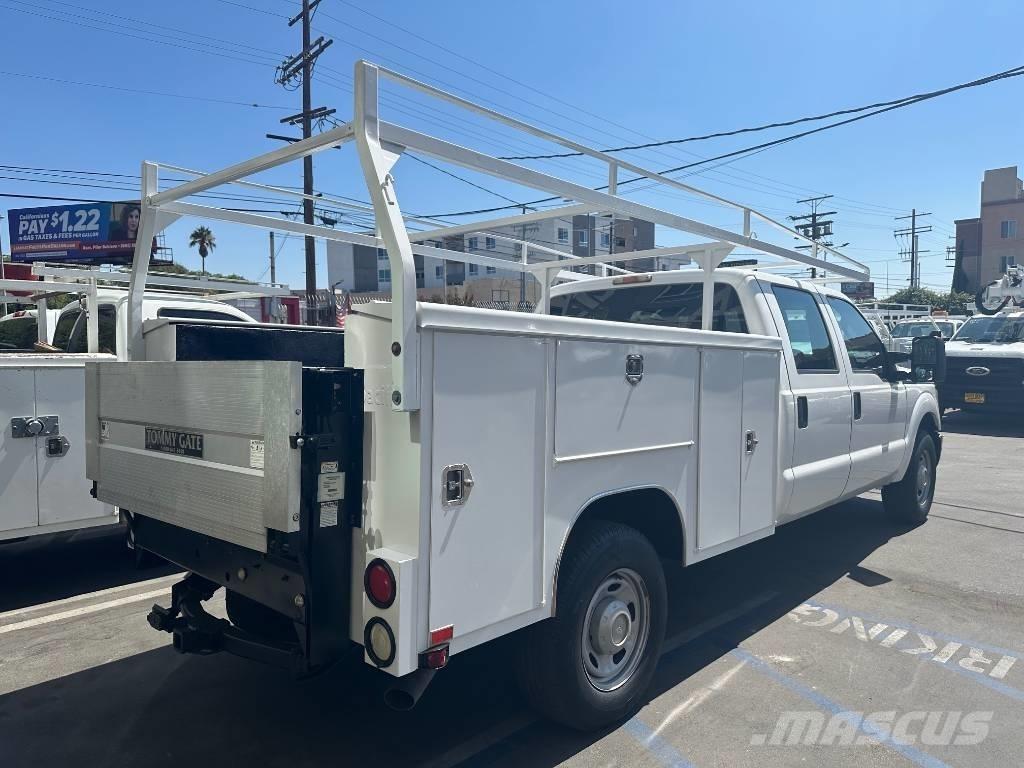 Ford F 350 Lava-autot