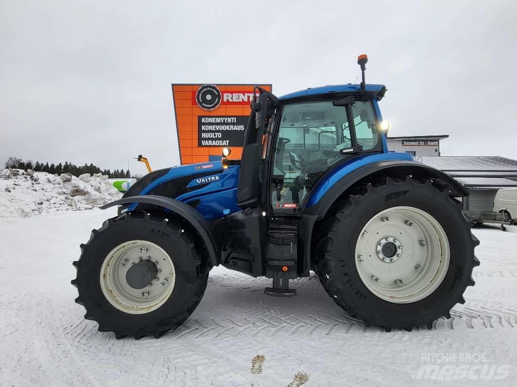 Valtra T 215 Traktorit