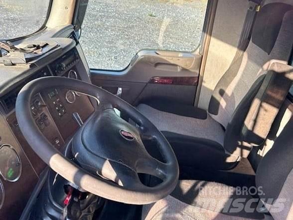 Kenworth T370 Sora- ja kippiautot