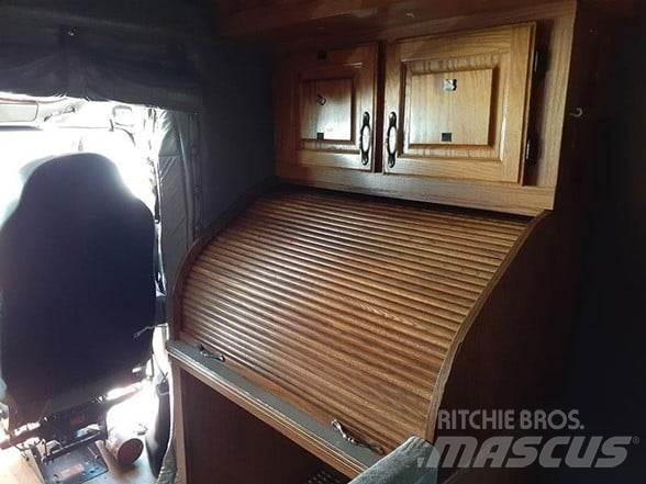Kenworth T600 Vetopöytäautot