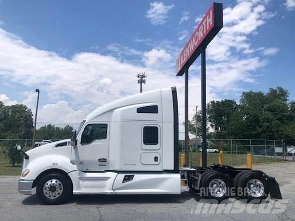 Kenworth T680 Vetopöytäautot
