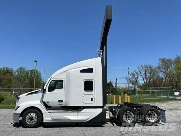 Kenworth T680 Vetopöytäautot