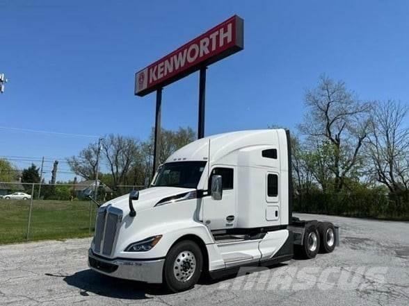 Kenworth T680 Vetopöytäautot