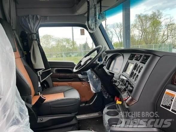 Kenworth T680 Vetopöytäautot