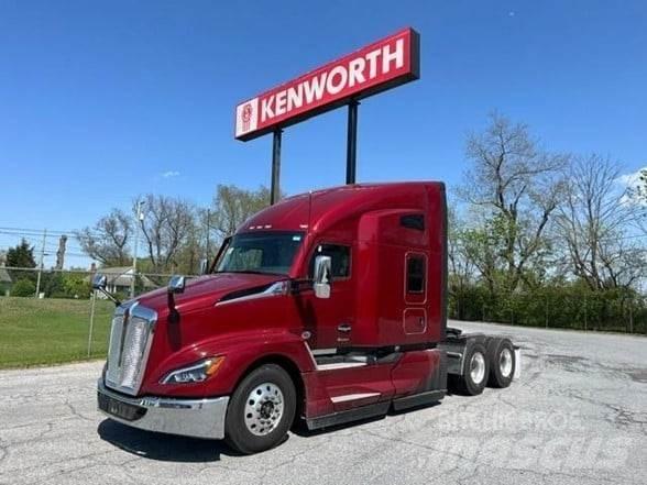 Kenworth T680 Vetopöytäautot