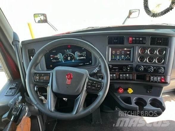 Kenworth T680 Vetopöytäautot