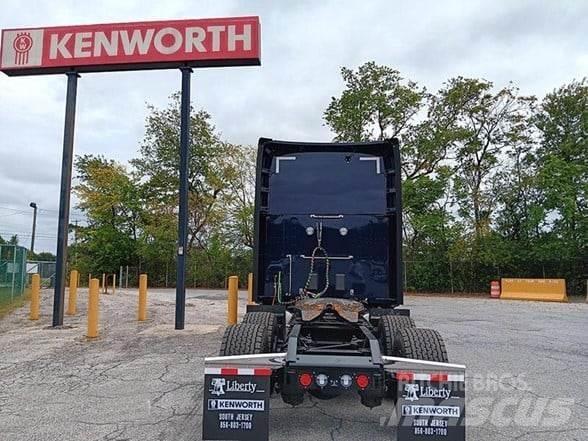 Kenworth T680 Vetopöytäautot