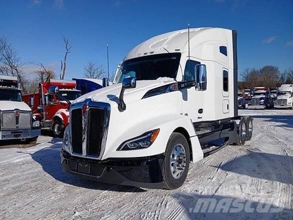 Kenworth T680 Vetopöytäautot