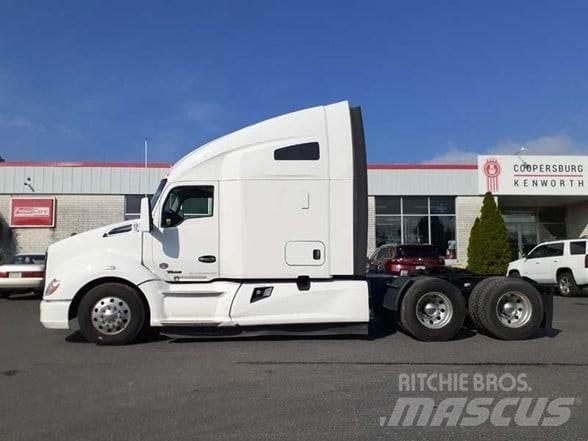 Kenworth T680 Vetopöytäautot