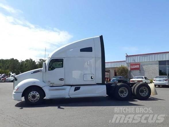 Kenworth T680 Vetopöytäautot