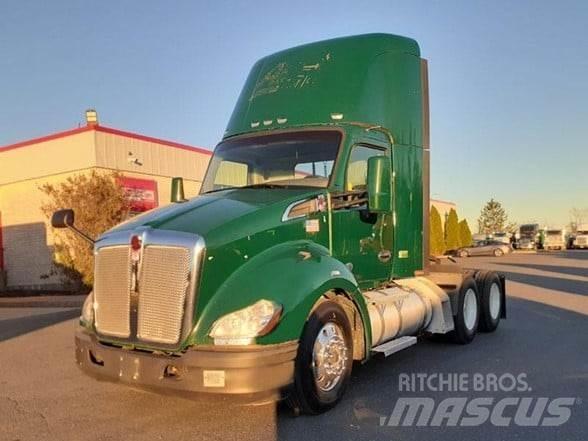 Kenworth T680 Vetopöytäautot