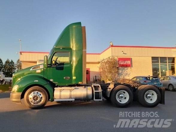 Kenworth T680 Vetopöytäautot