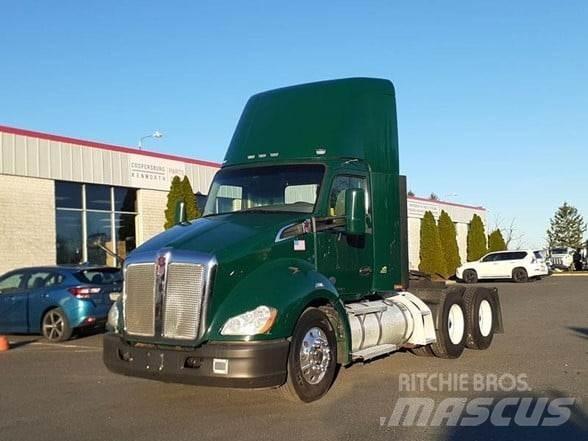 Kenworth T680 Vetopöytäautot