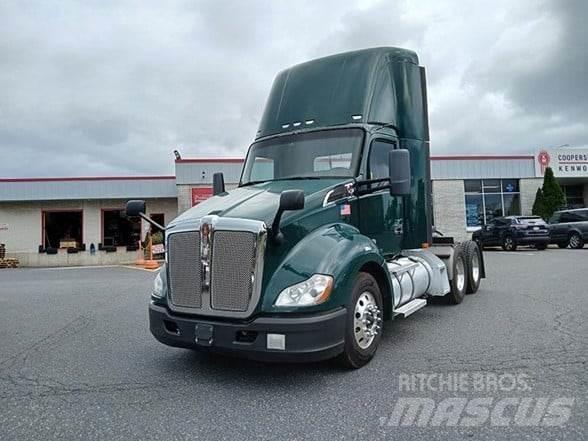 Kenworth T680 Vetopöytäautot