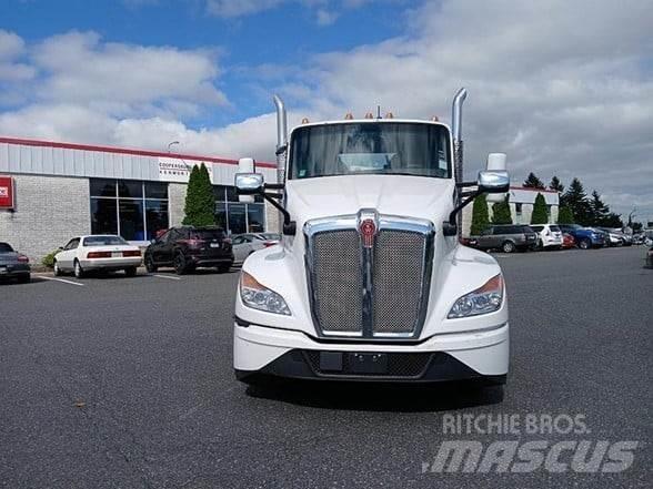 Kenworth T680 Vetopöytäautot
