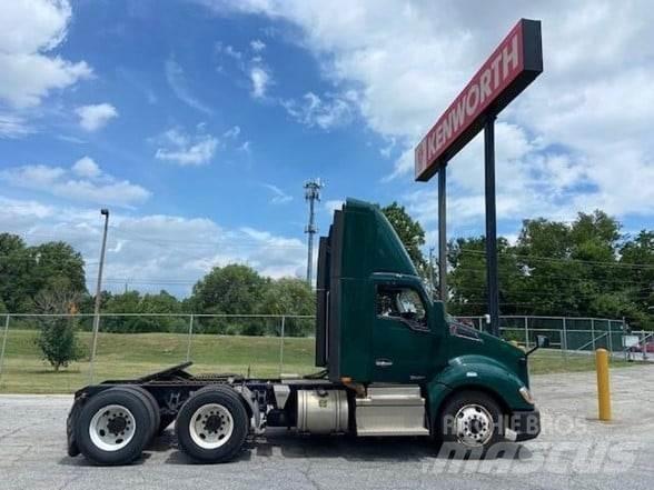 Kenworth T680 Vetopöytäautot